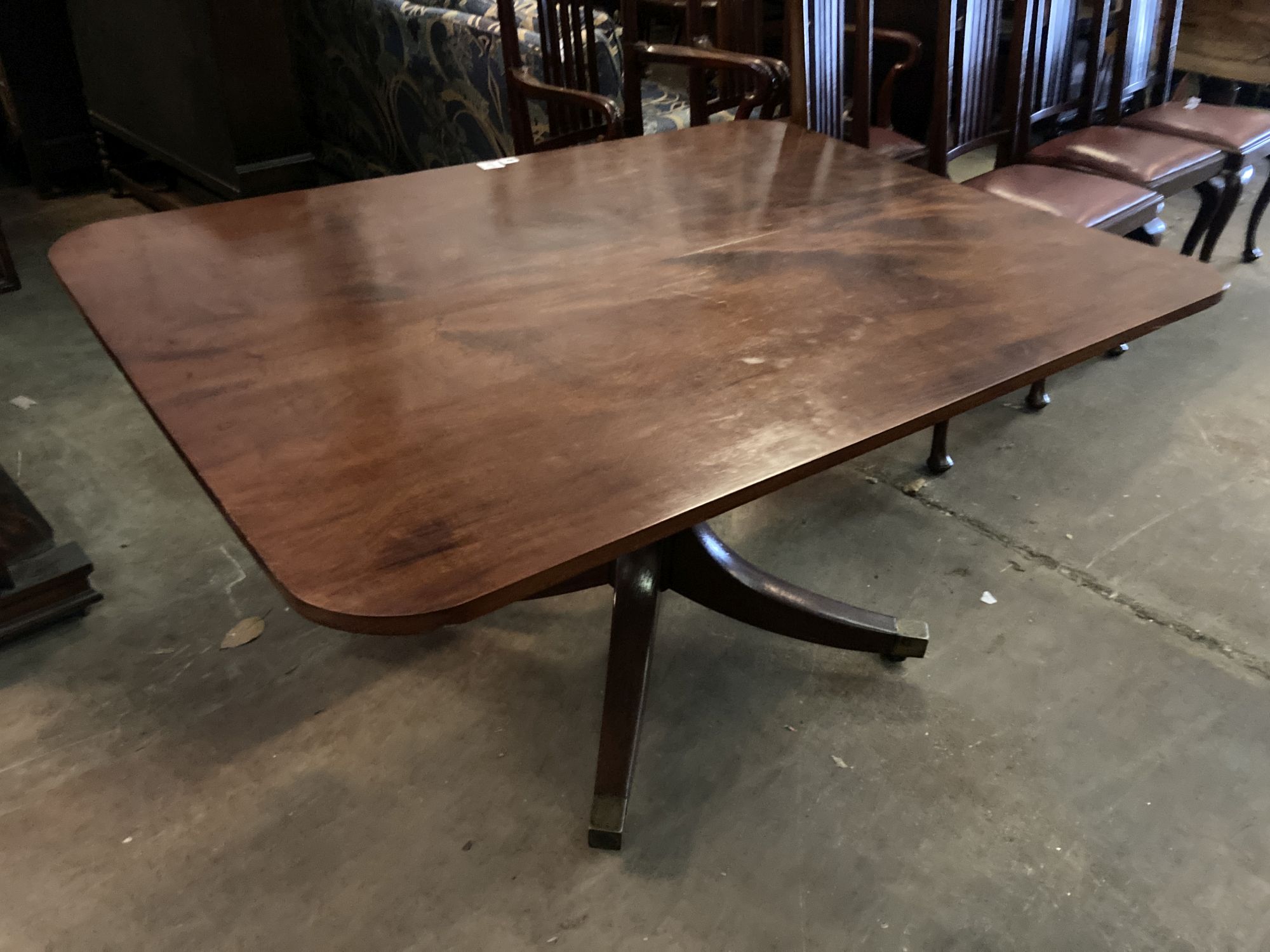 A George III rectangular mahogany breakfast table, width 141cm, depth 103cm, height 73cm